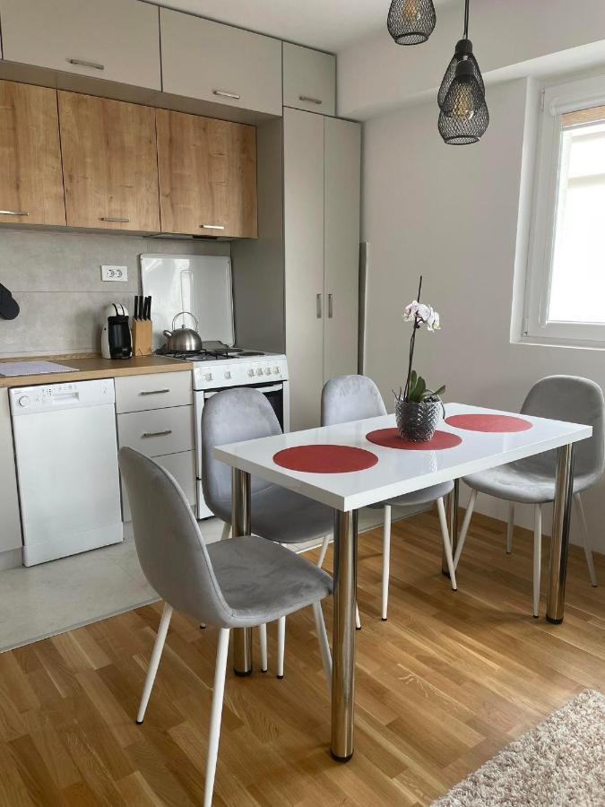 Luna Apartment By Sienna Skopje Bagian luar foto